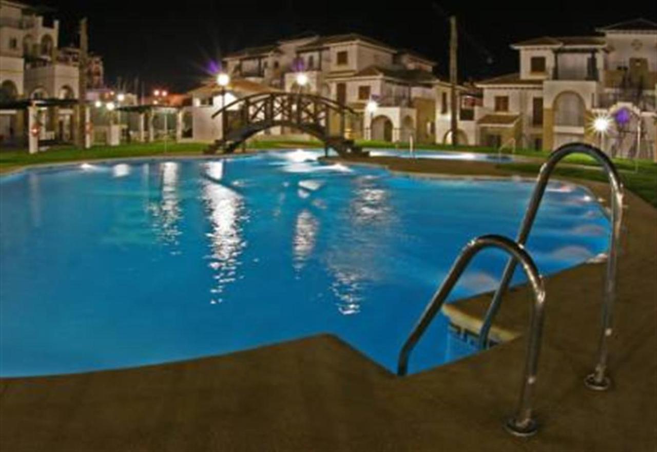 2 Bed Apartment With Pools And Spa Vera Kültér fotó